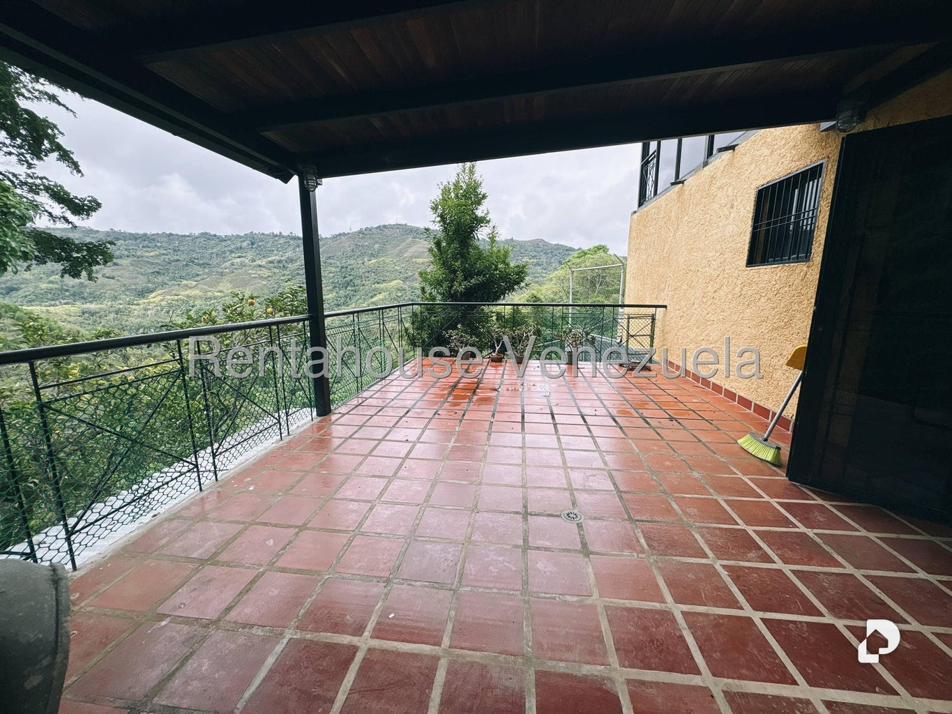 Casa en El Hatillo, Caracas – 23