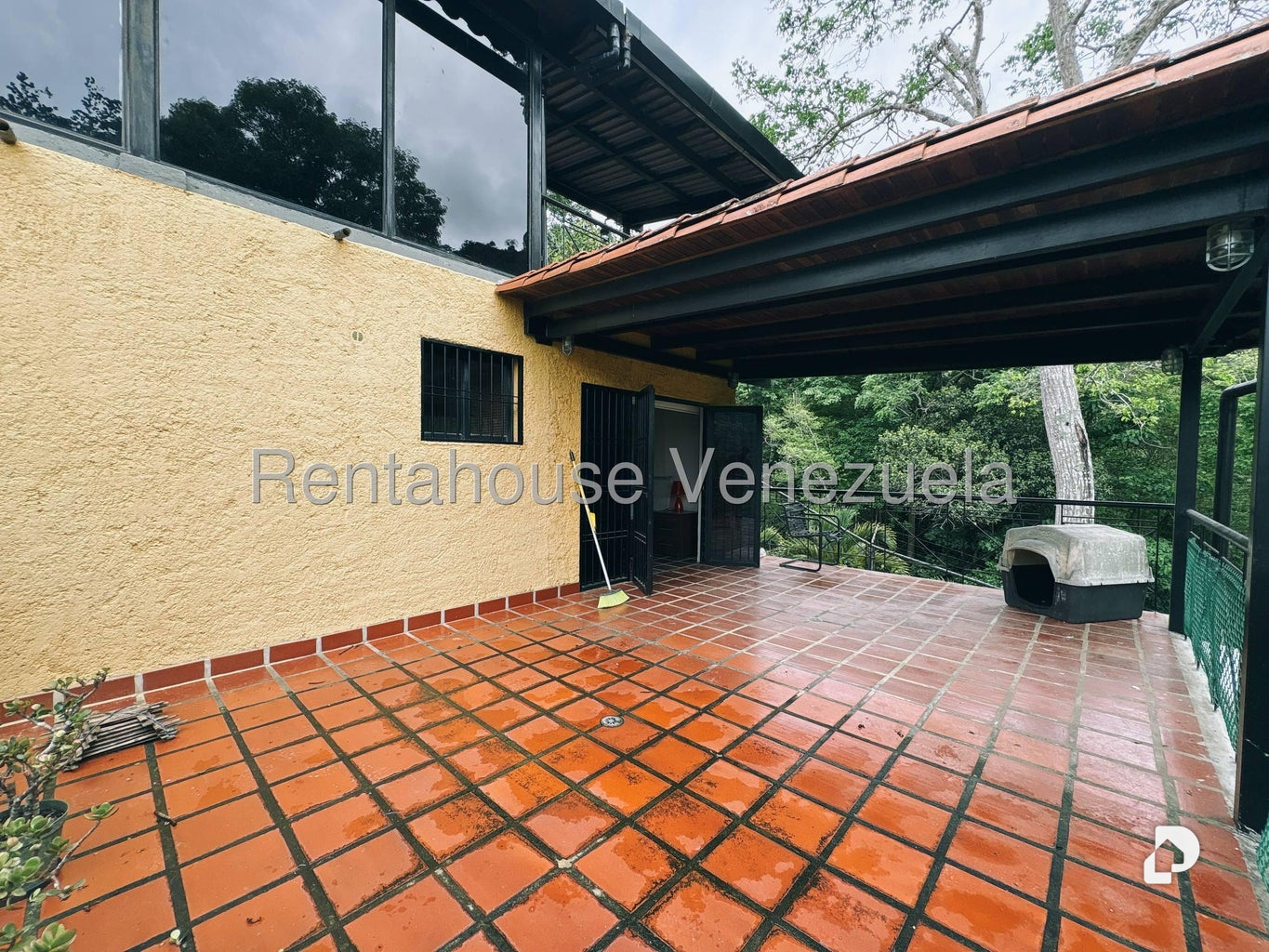 Casa en El Hatillo, Caracas – 24