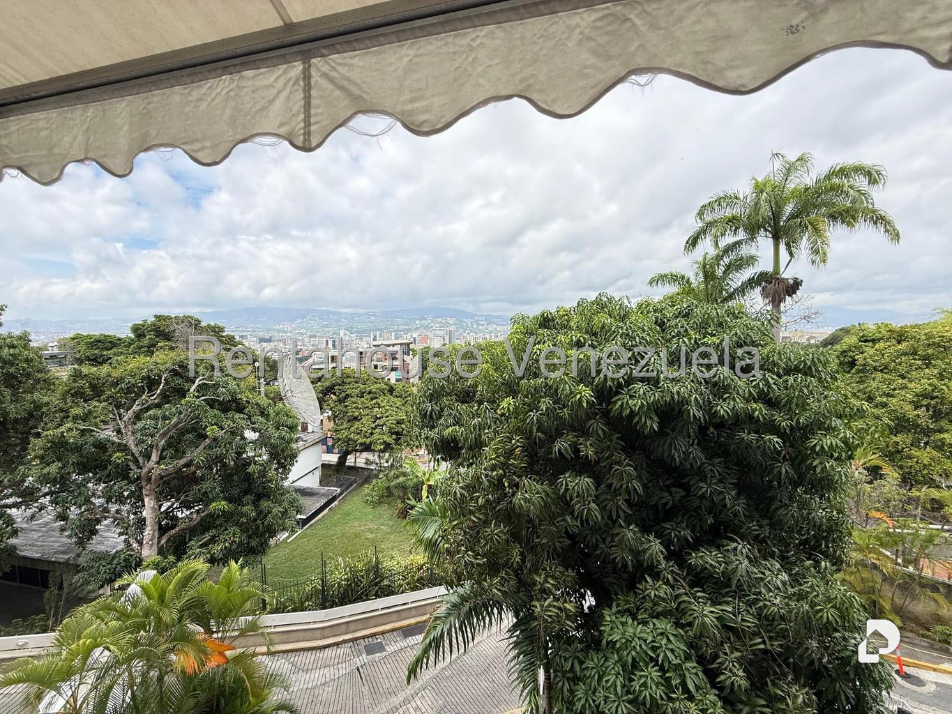 Apartamento en Altamira, Caracas – 10