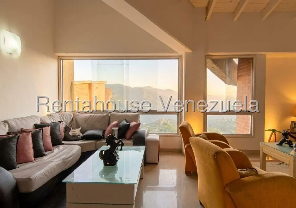 Apartment in Miravila, Caracas - 1