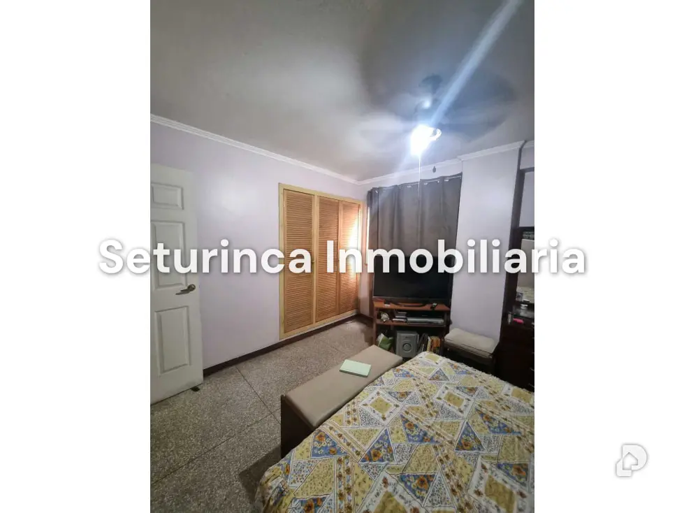 Apartment in El Paraíso, Caracas – 11