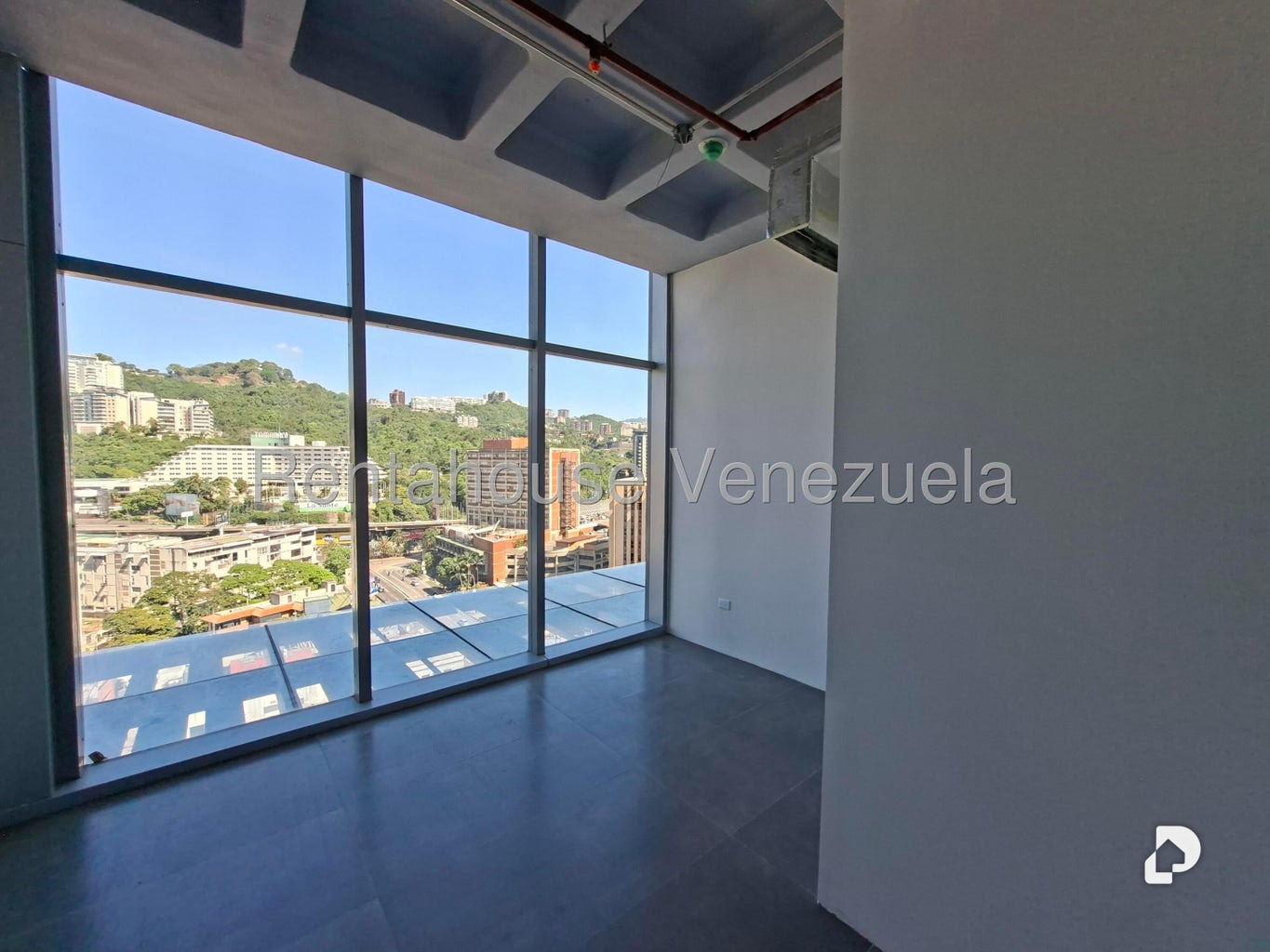 Local comercial en Las Mercedes, Caracas
