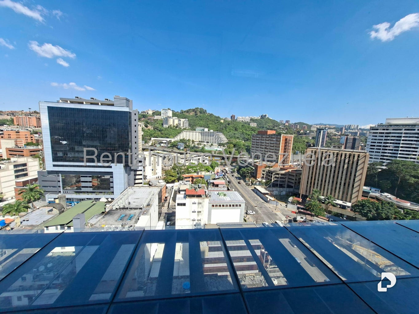 Local comercial en Las Mercedes, Caracas