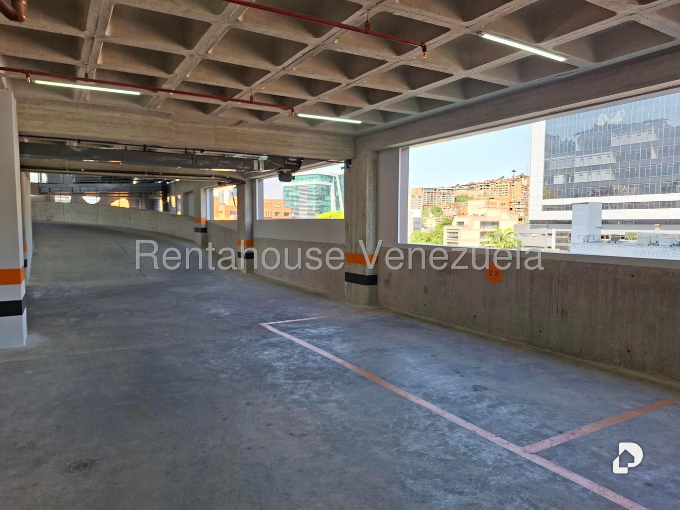 Local comercial en Las Mercedes, Caracas
