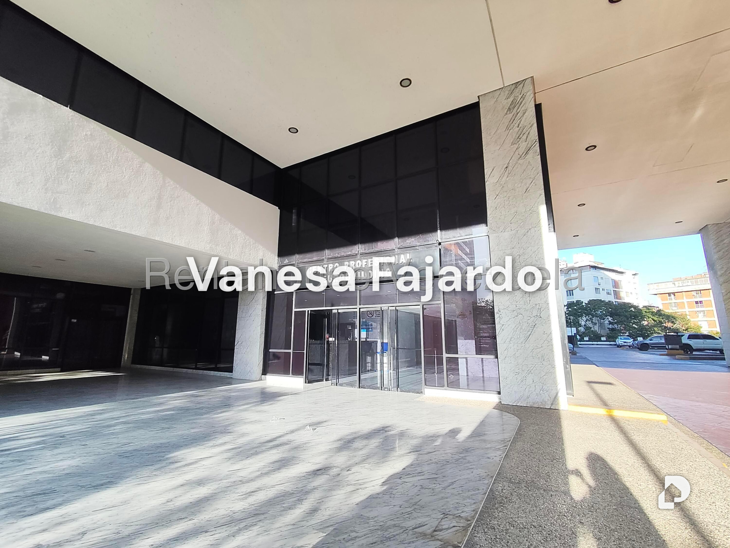 Oficina en Chuao, Caracas – 1