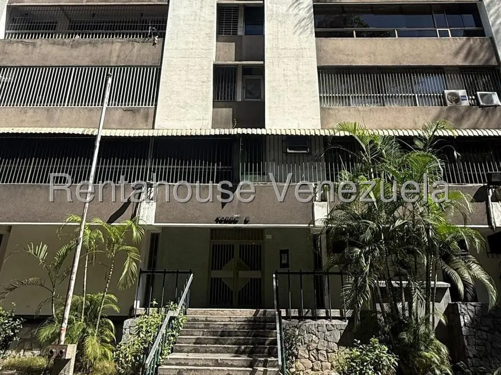 Apartment in El Marqués, Caracas - 1