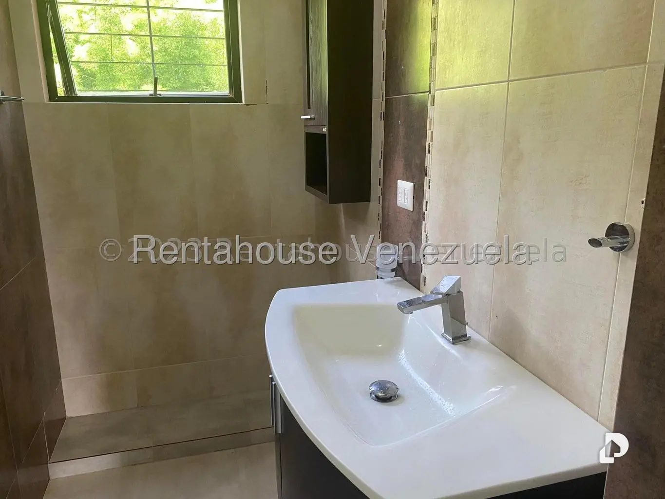 Apartamento en Solar del Hatillo, Caracas – 28
