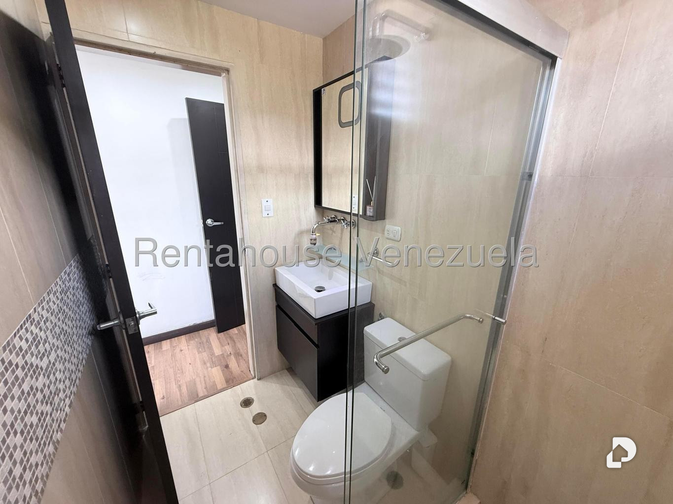 Apartamento en Colinas de La Tahona, Caracas – 19