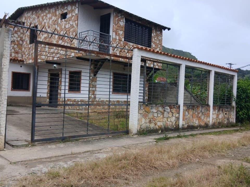 Casa en Caripe - 1