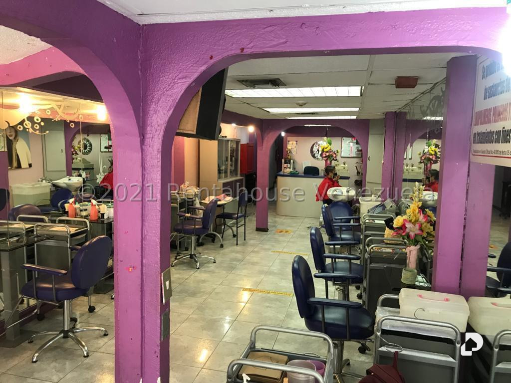 Local comercial en Parroquia La Candelaria, Caracas – 3