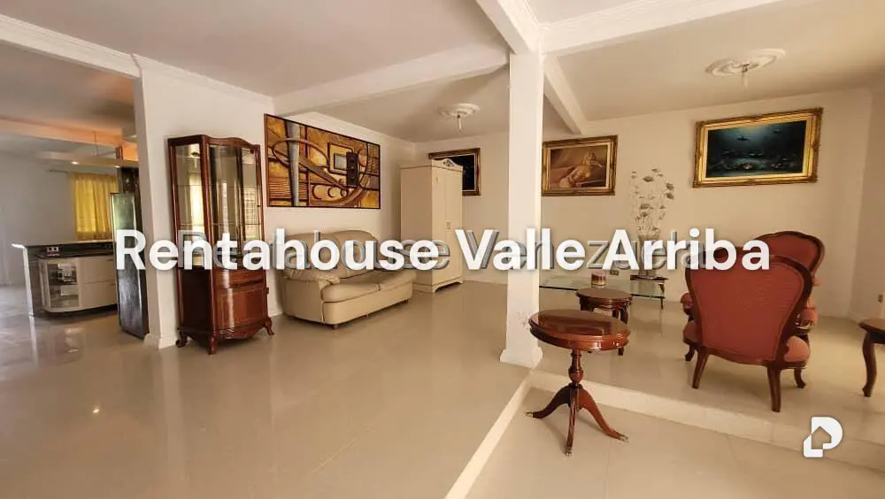 Casa en Lomas de Monte Claro, Caracas – 11