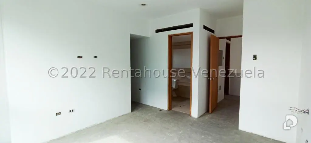 Apartamento en Campo Alegre, Caracas – 22