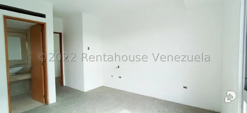 Apartamento en Campo Alegre, Caracas – 23