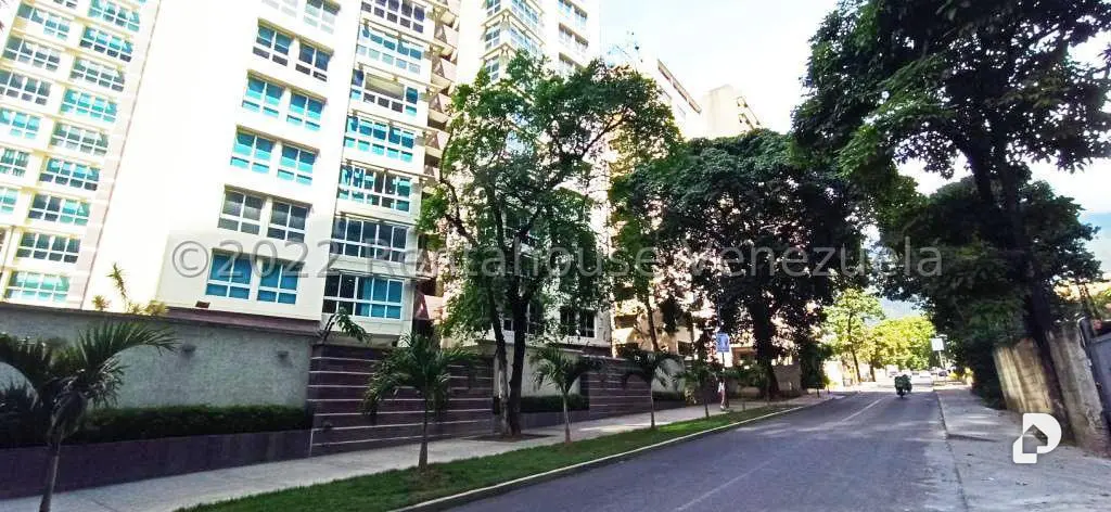 Apartamento en Campo Alegre, Caracas – 30