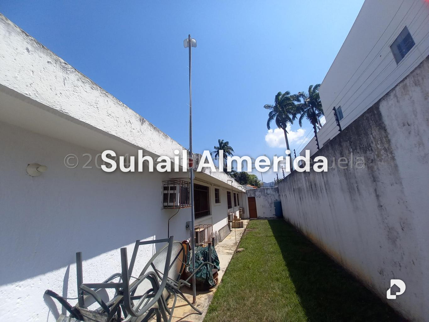 Casa en Guaparo, Valencia – 46