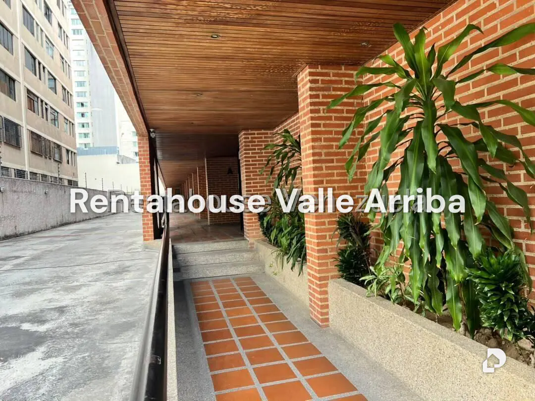 Apartamento en Los Palos Grandes, Caracas – 3
