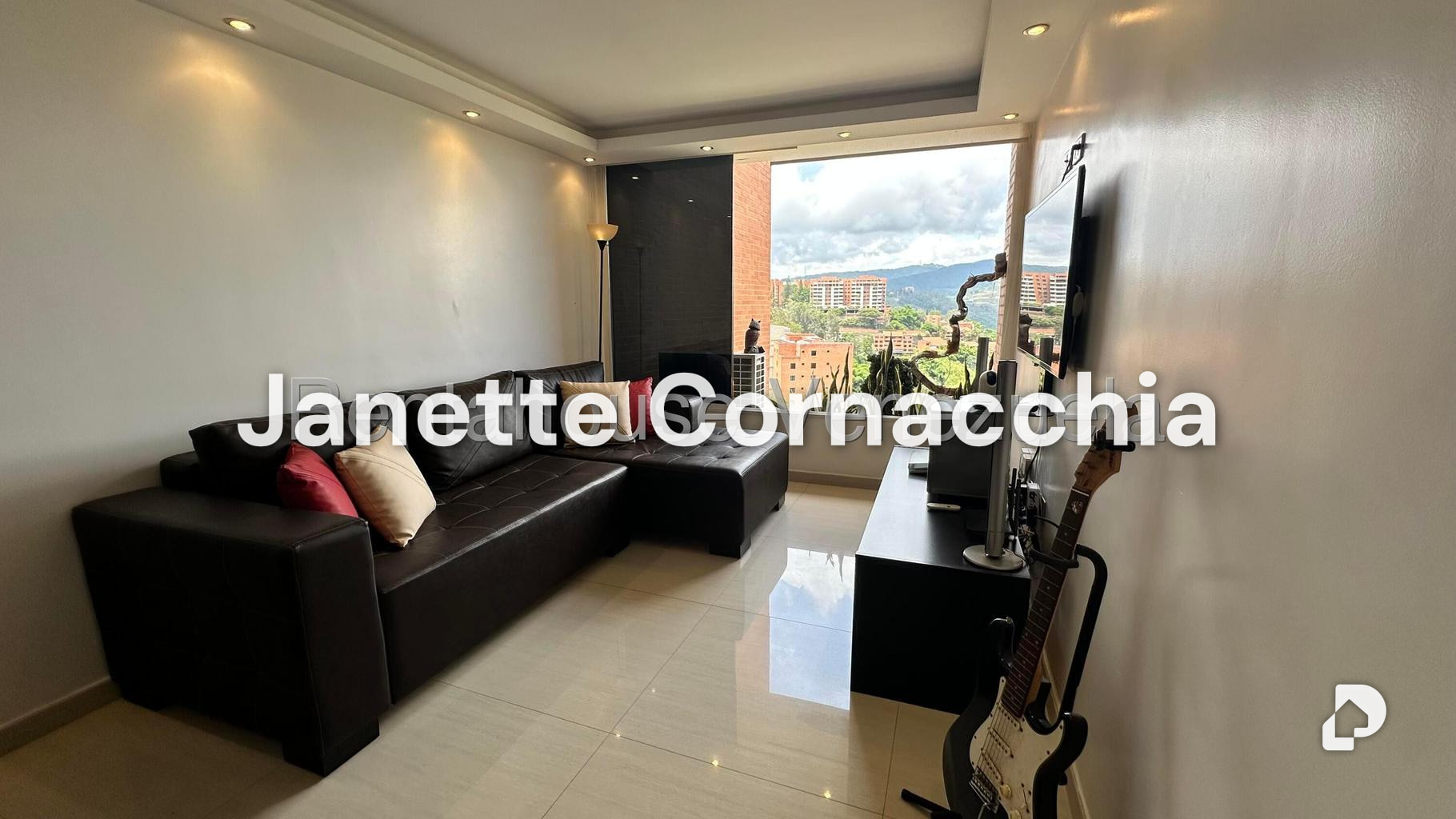 Apartamento en Colinas de La Tahona, Caracas – 1