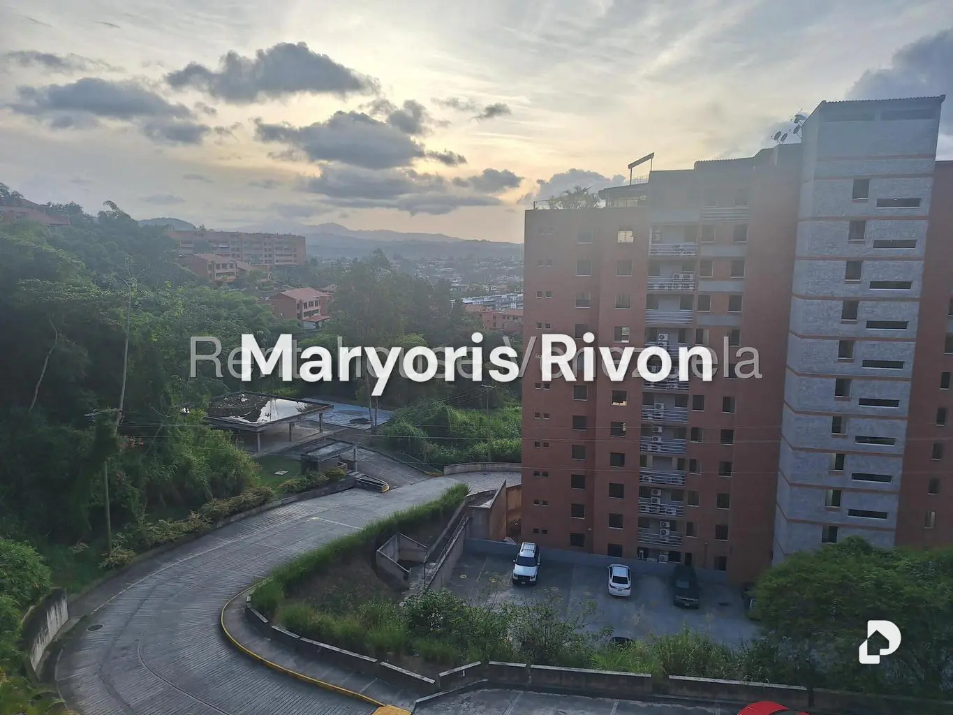 Apartamento en Colinas de La Tahona, Caracas – 16