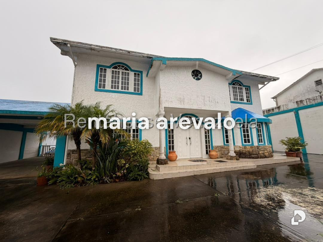 Casa en Club de Campo, San Antonio de Los Altos – 1