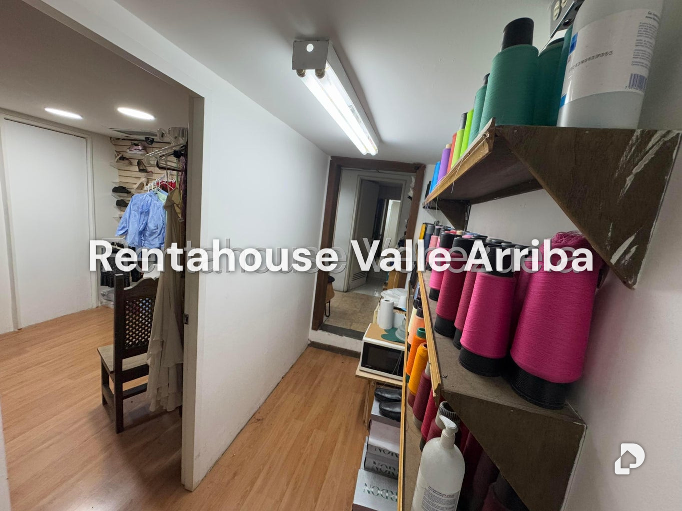 Local comercial en Prados del Este, Caracas – 30