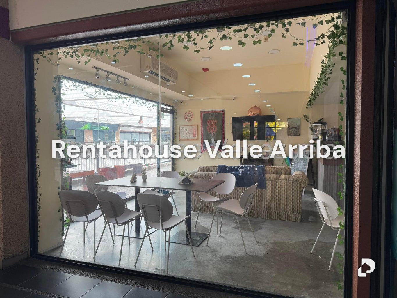 Local comercial en Prados del Este, Caracas – 13