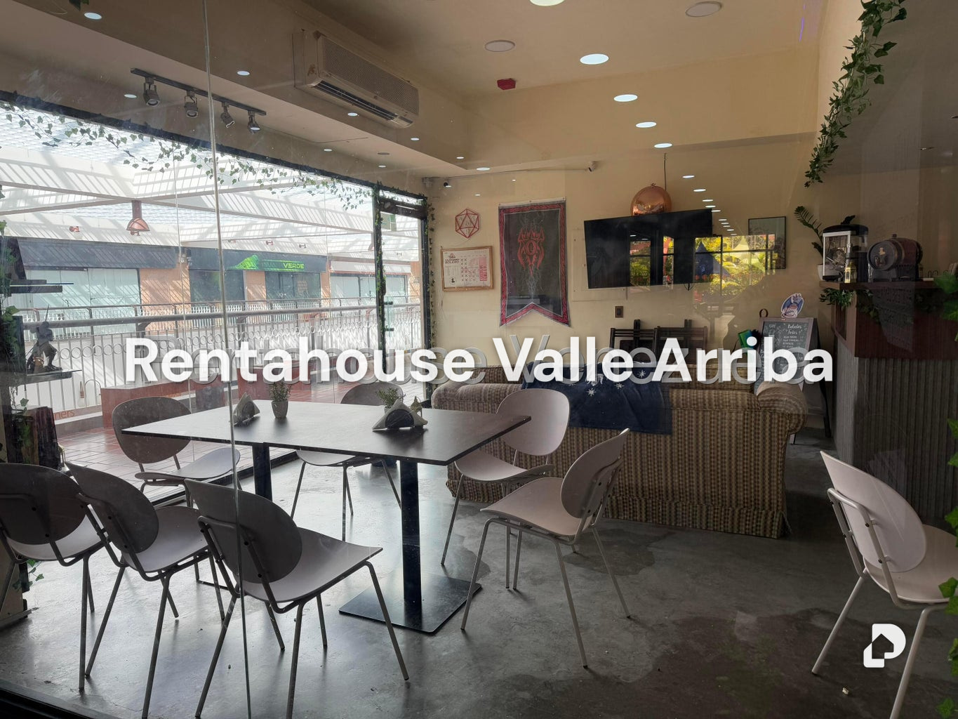 Local comercial en Prados del Este, Caracas – 12