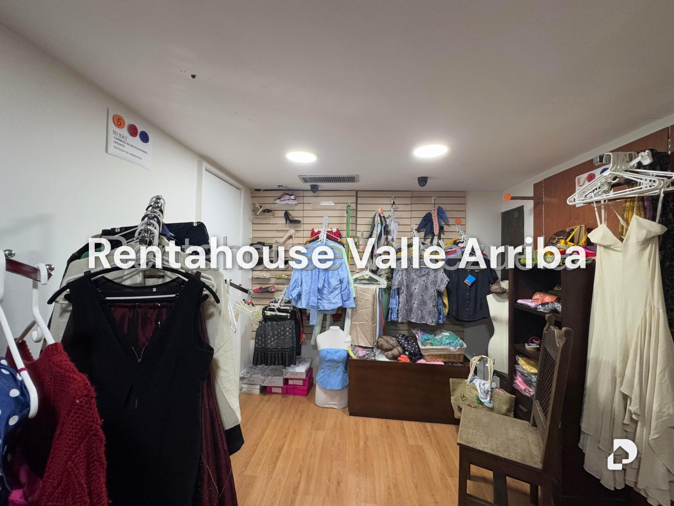 Local comercial en Prados del Este, Caracas – 27