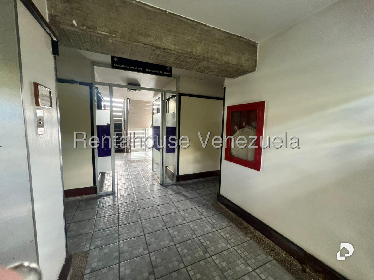 Oficina en San Bernardino, Caracas – 11