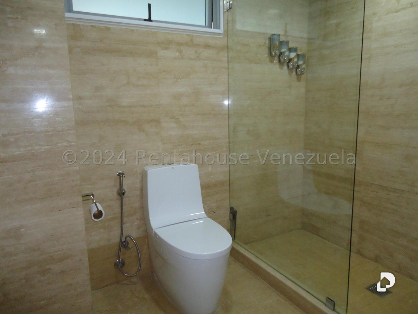 Apartamento en Campo Alegre, Caracas – 14