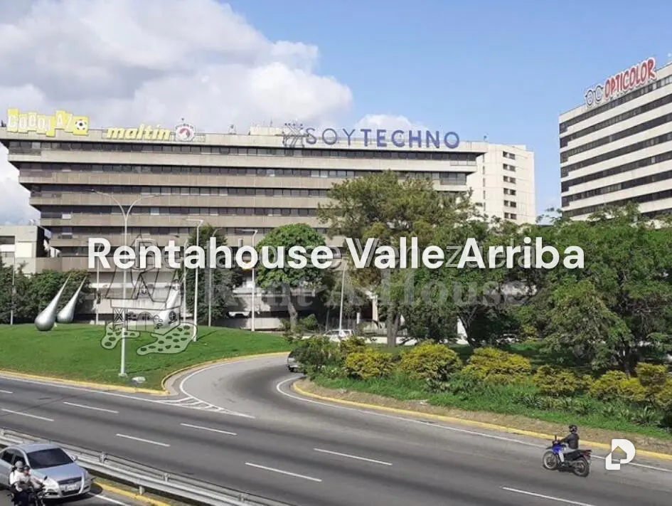 Local comercial en Chuao, Caracas – 1