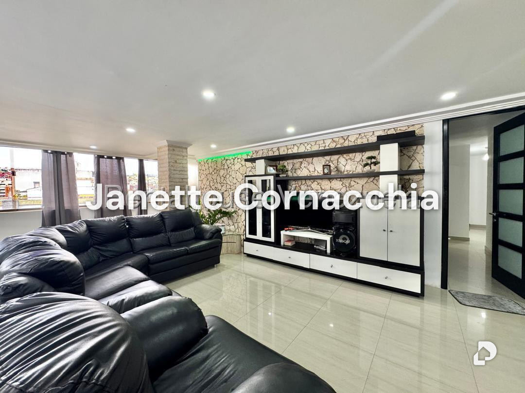 Apartamento en La Urbina, Caracas – 2