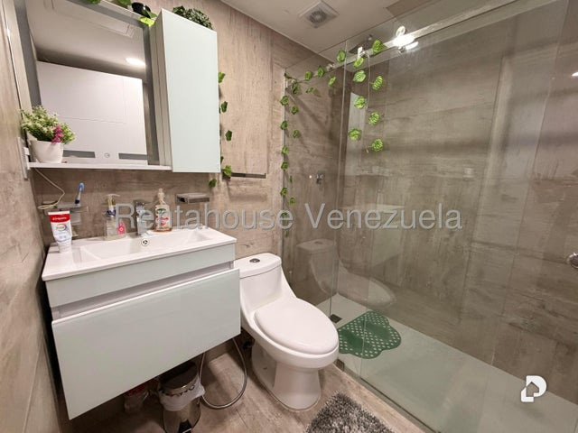 Apartamento en Campo Alegre, Caracas – 11