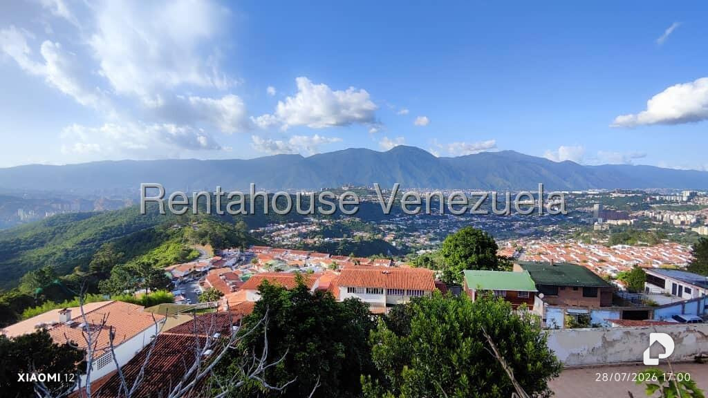 Casa en Alto Prado, Caracas – 8
