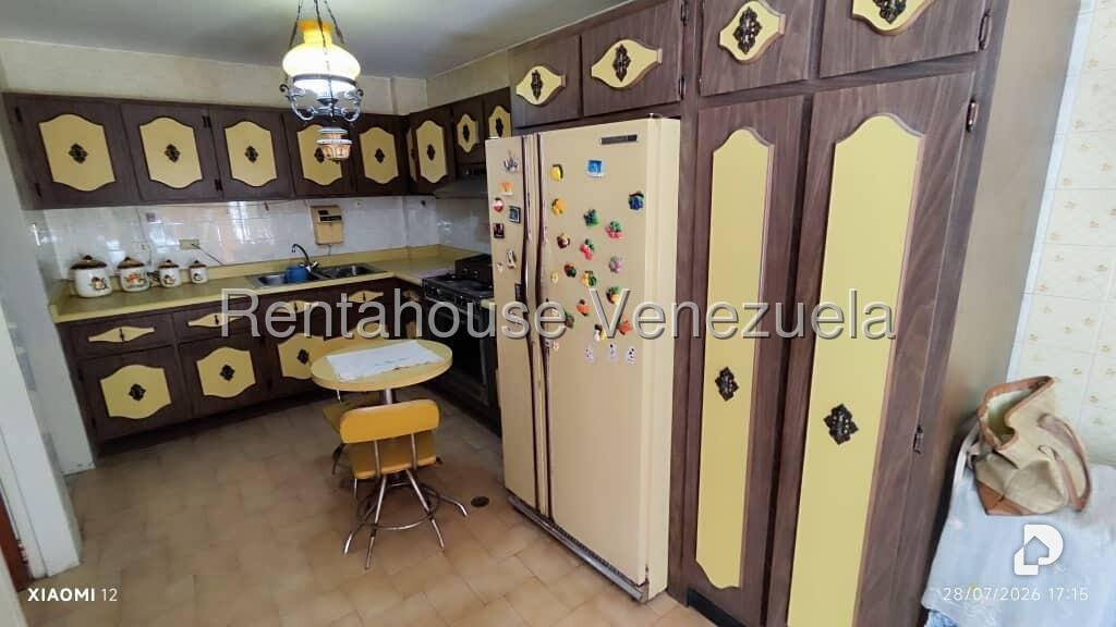 Casa en Alto Prado, Caracas – 15