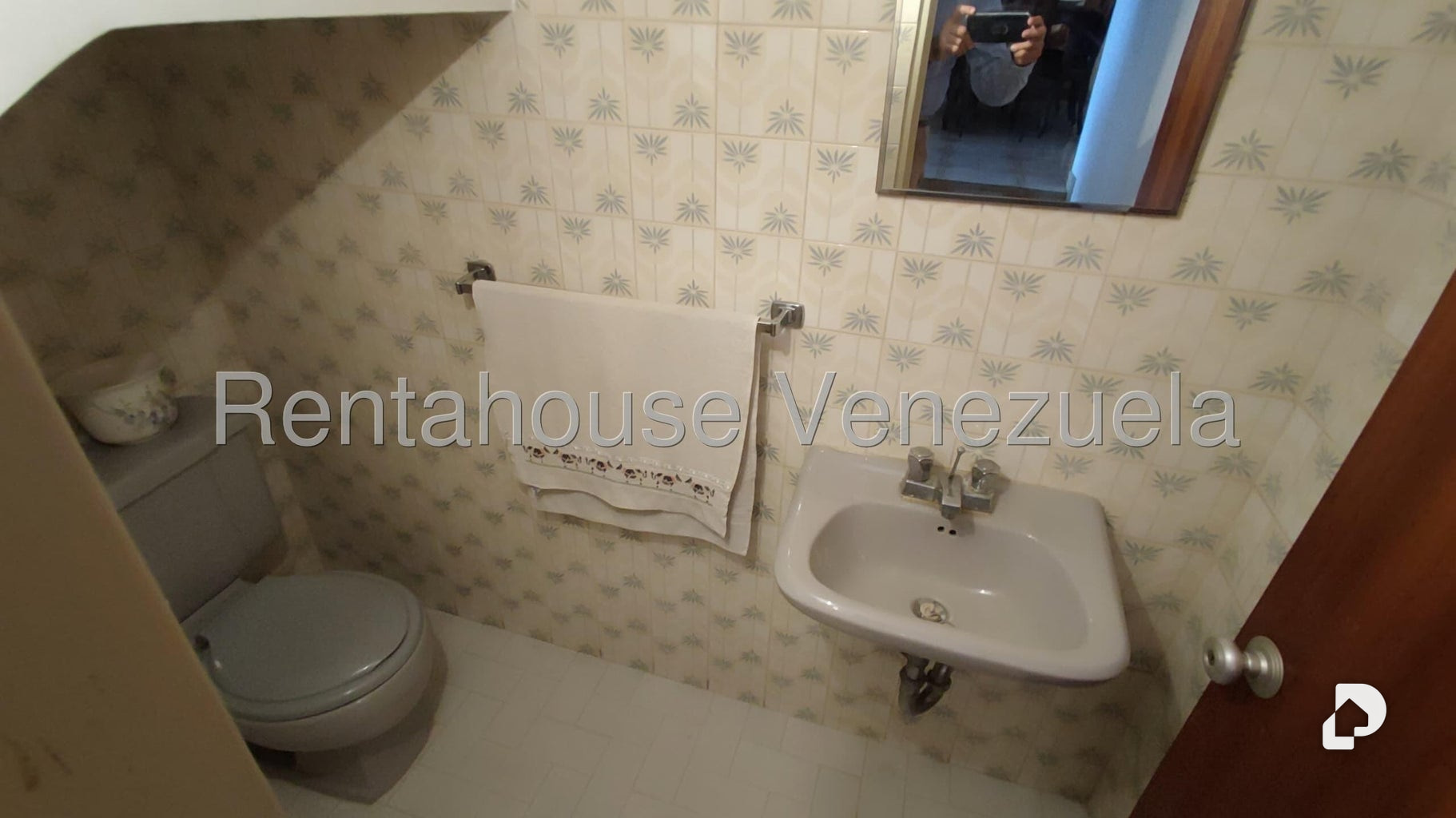 Casa en Alto Prado, Caracas – 12