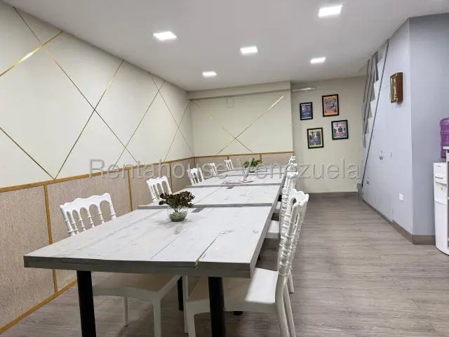 Local comercial en Caracas - 1