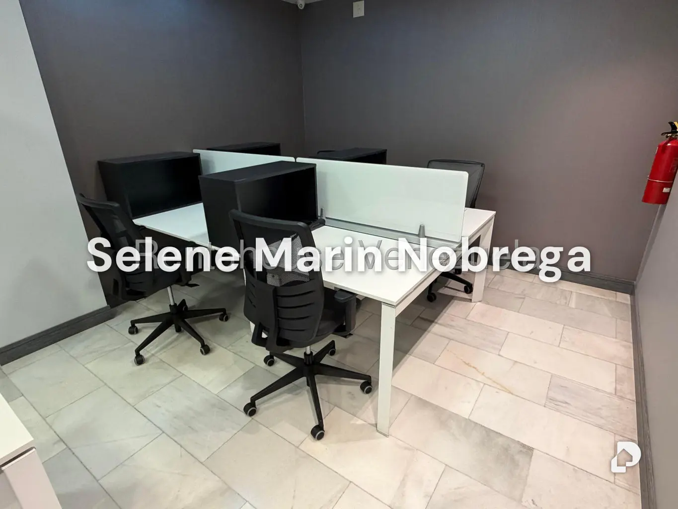 Oficina en Las Mercedes, Caracas – 18