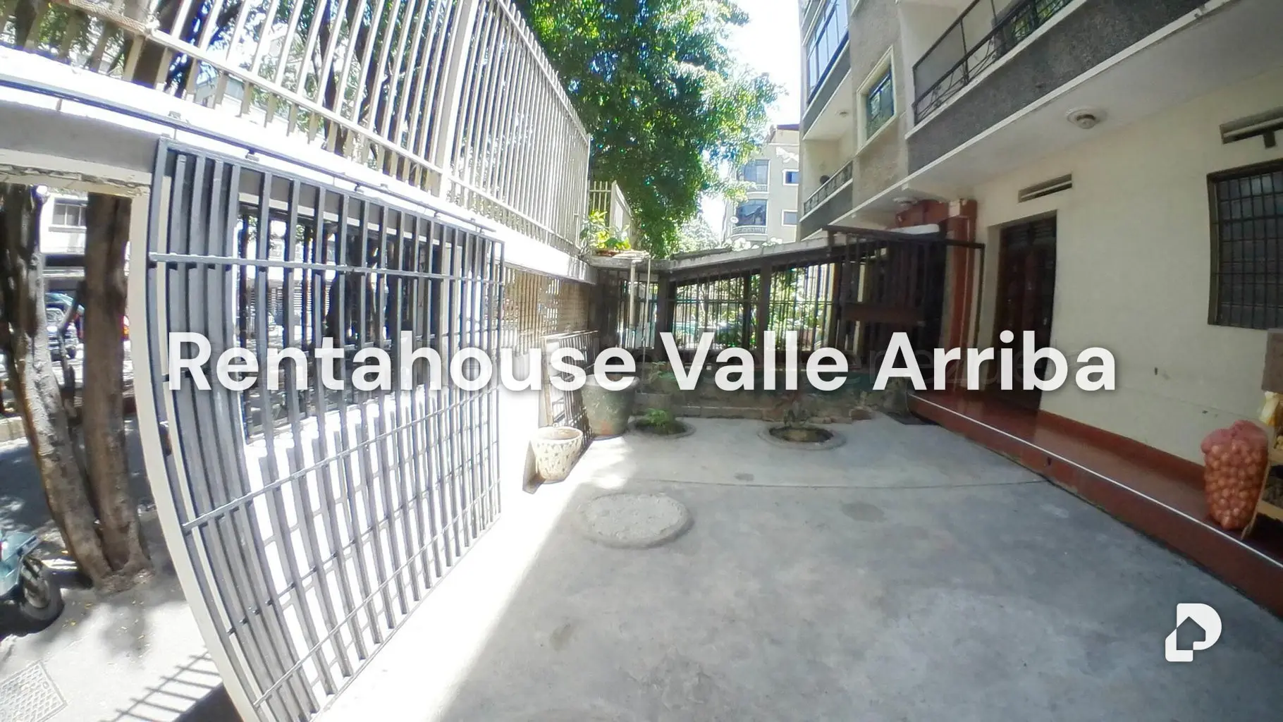 Edificio en Los Rosales, Caracas – 11