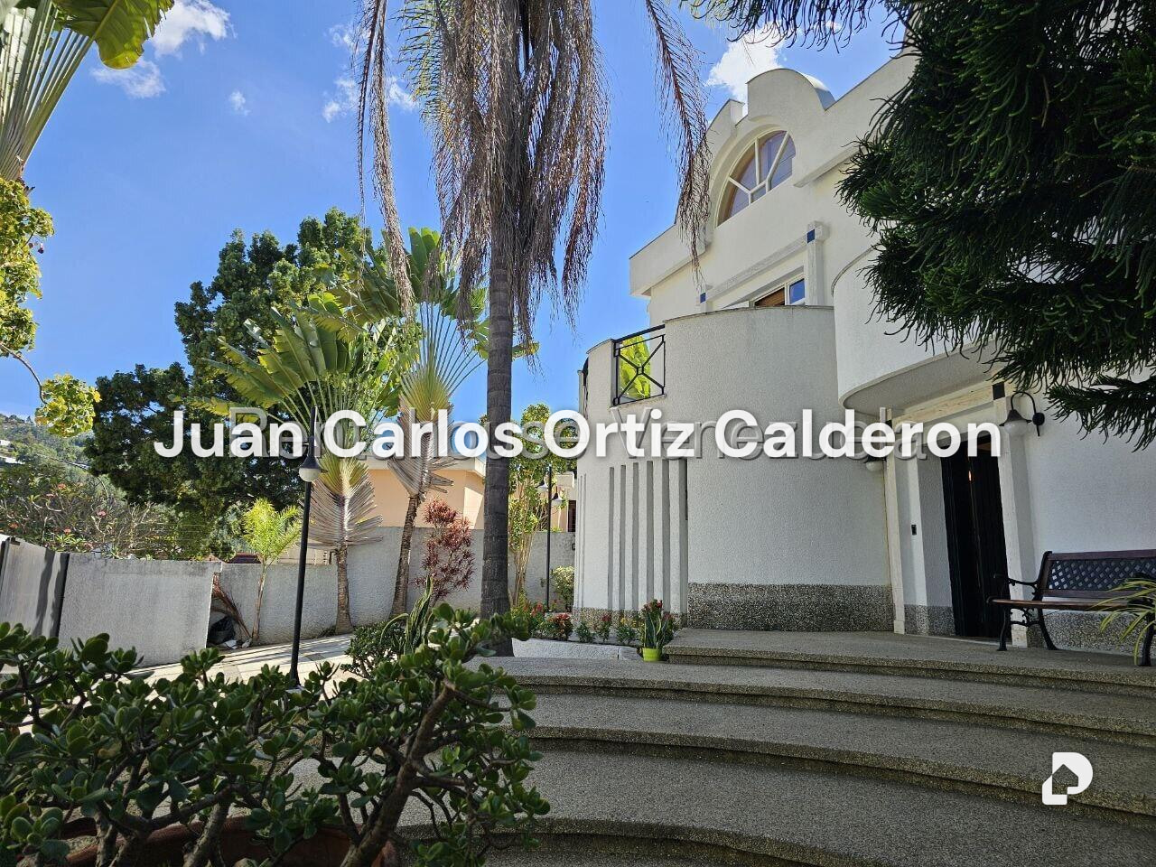 House in Colinas del Tamanaco, Caracas – 3