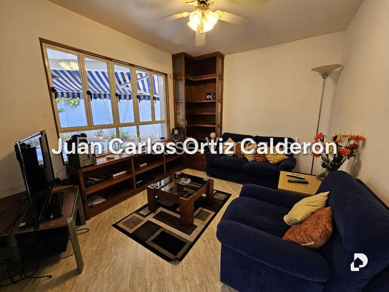 House in Colinas del Tamanaco, Caracas – 19