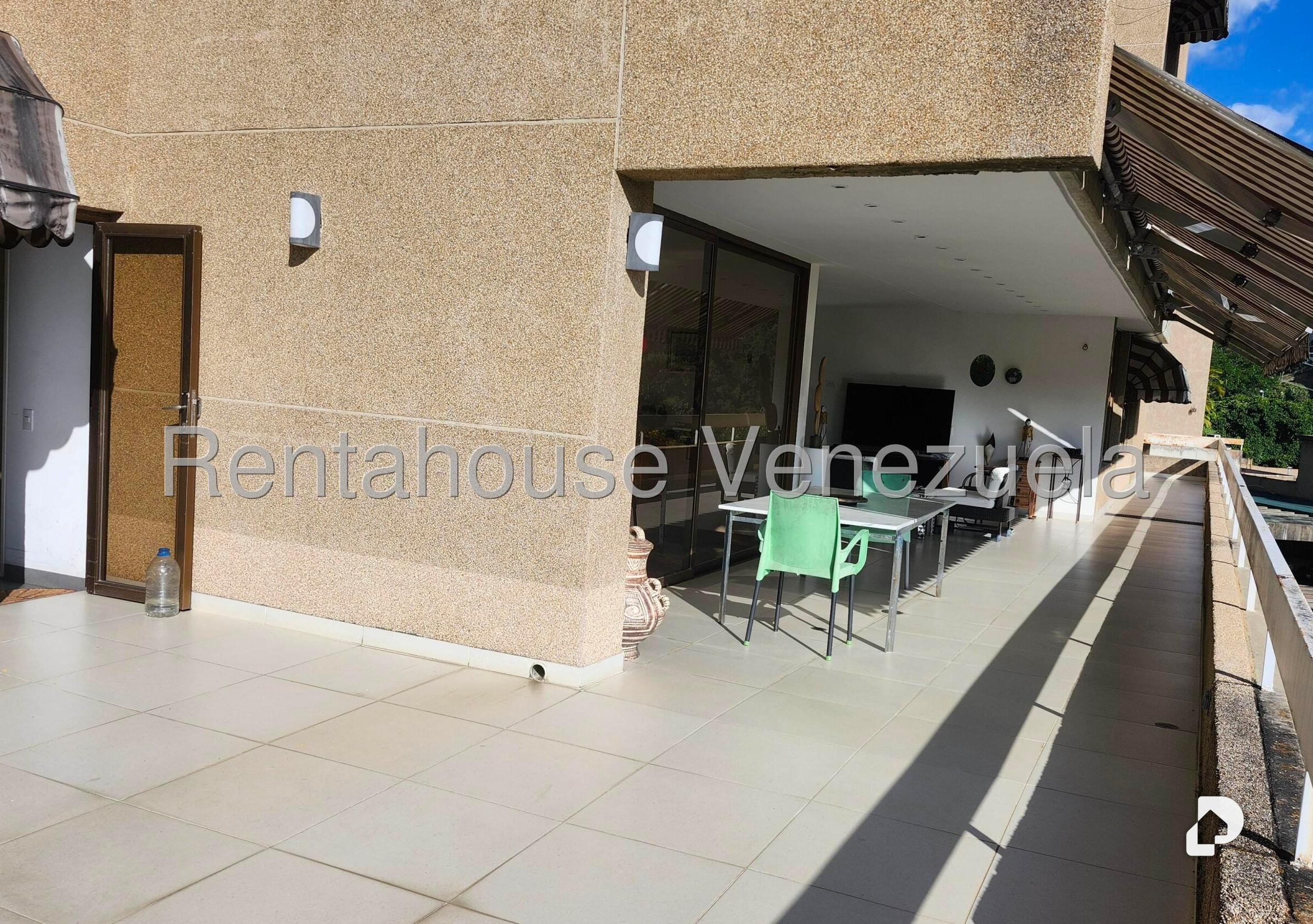 Apartamento en Las Esmeraldas, Caracas – 13