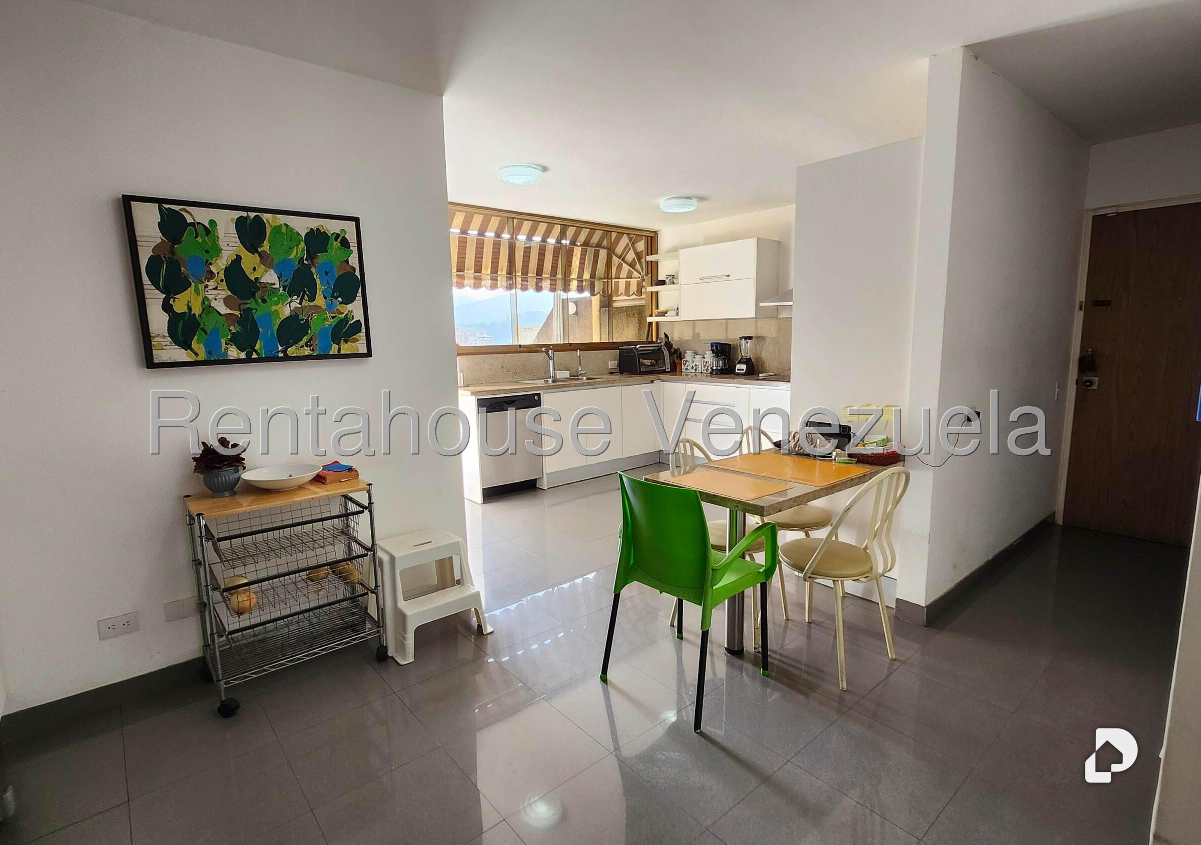 Apartamento en Las Esmeraldas, Caracas – 18