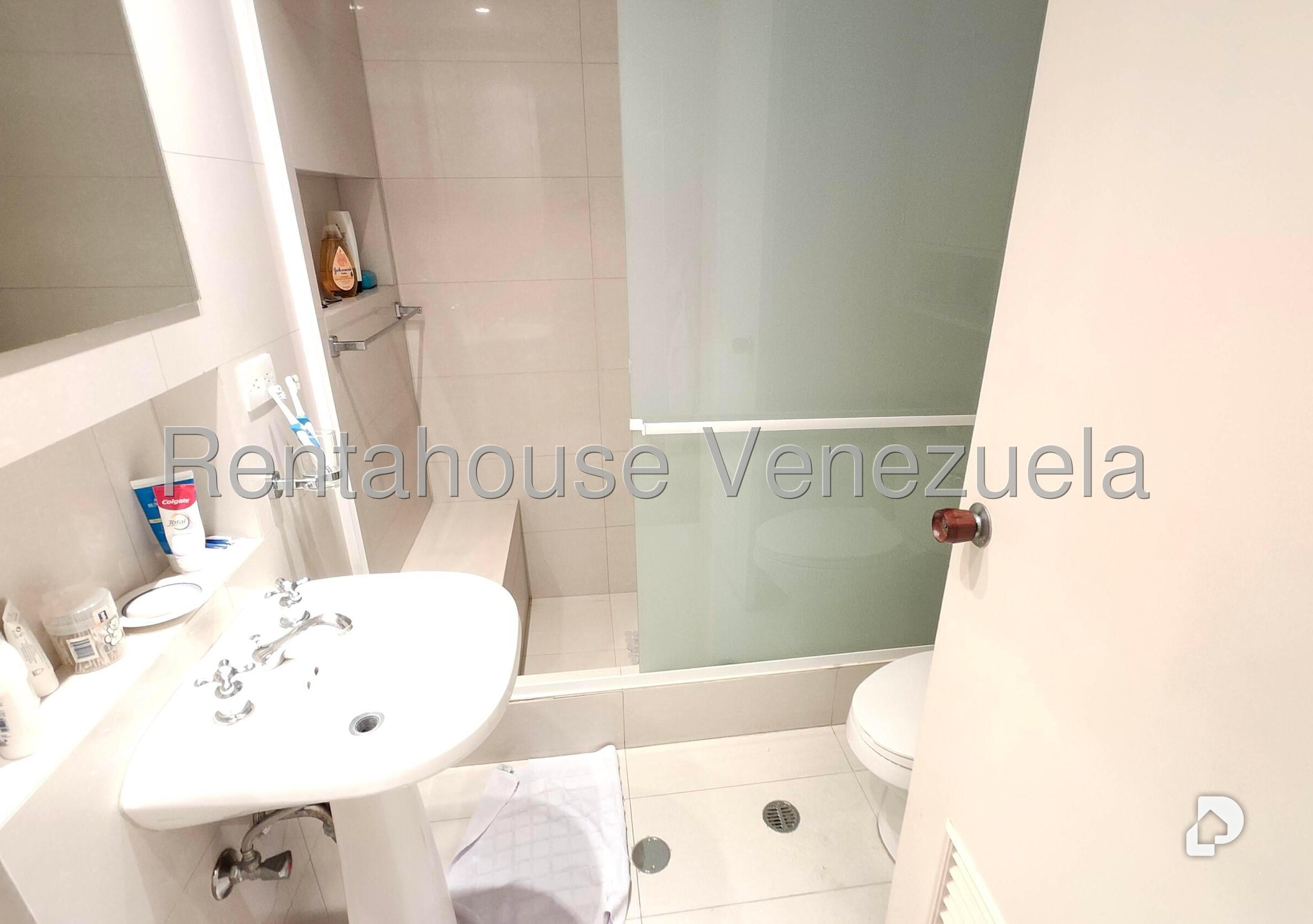 Apartamento en Las Esmeraldas, Caracas – 29