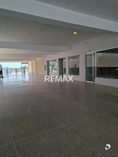 Local comercial en La Coromoto, San Francisco – 11