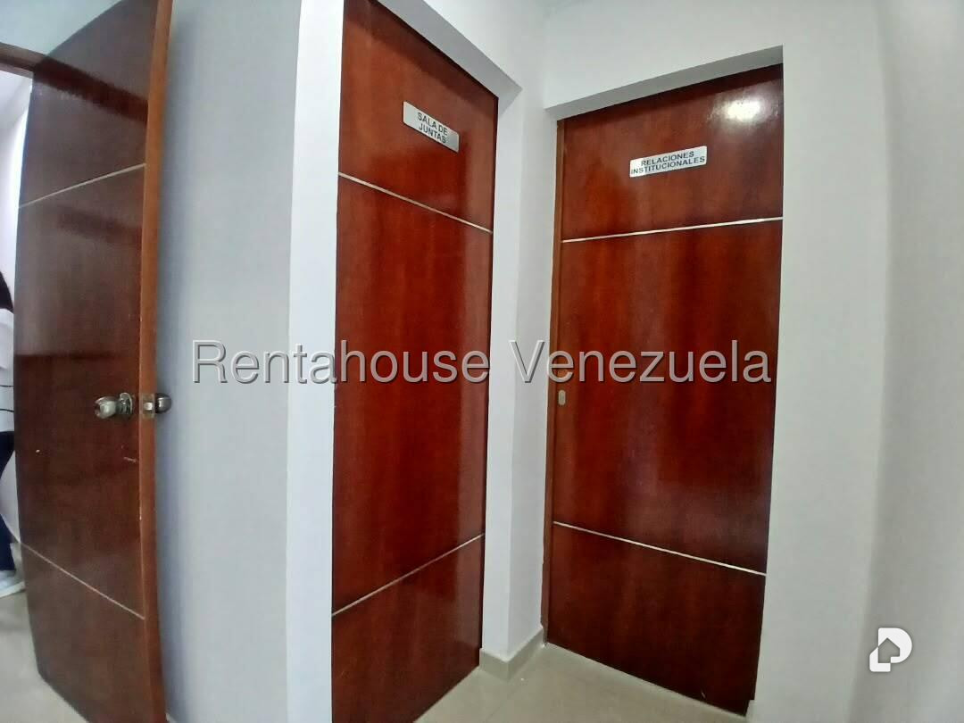 Oficina en Las Mercedes, Caracas – 7