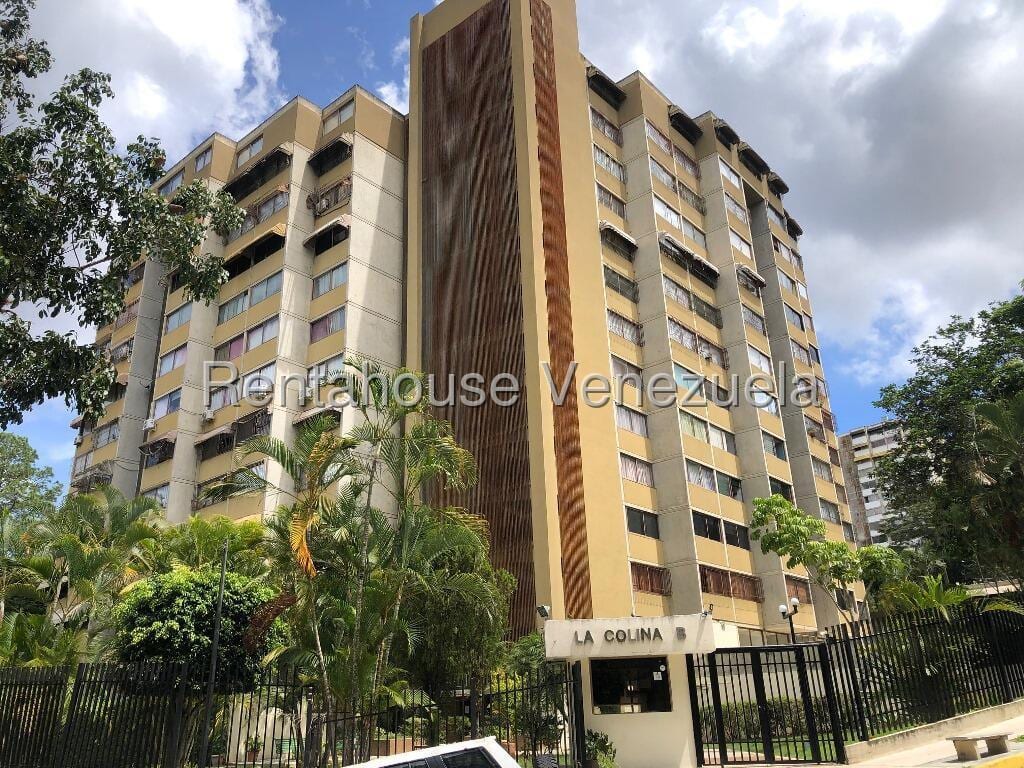 Apartment in La Bonita, Caracas - 1