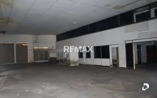 Local comercial en Av 15 Delicias, Maracaibo – 15