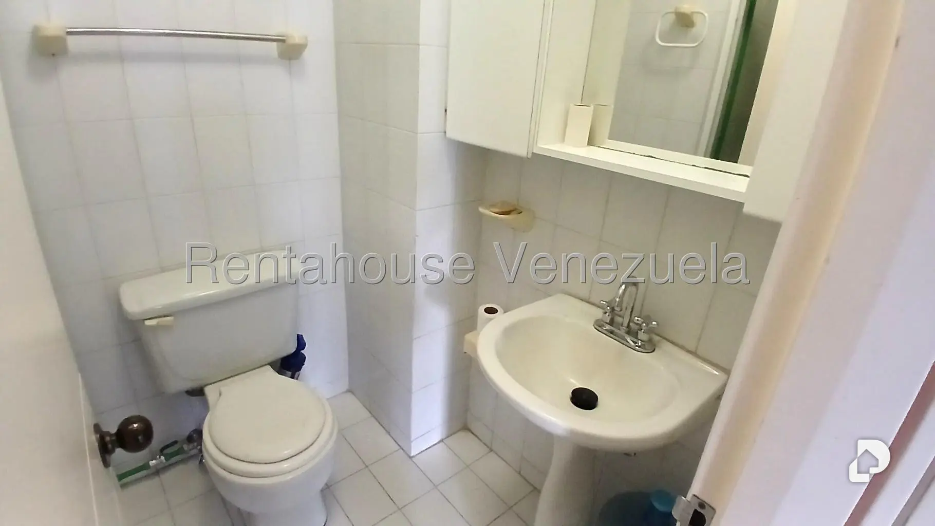 Apartamento en Sorocaima, Caracas – 12