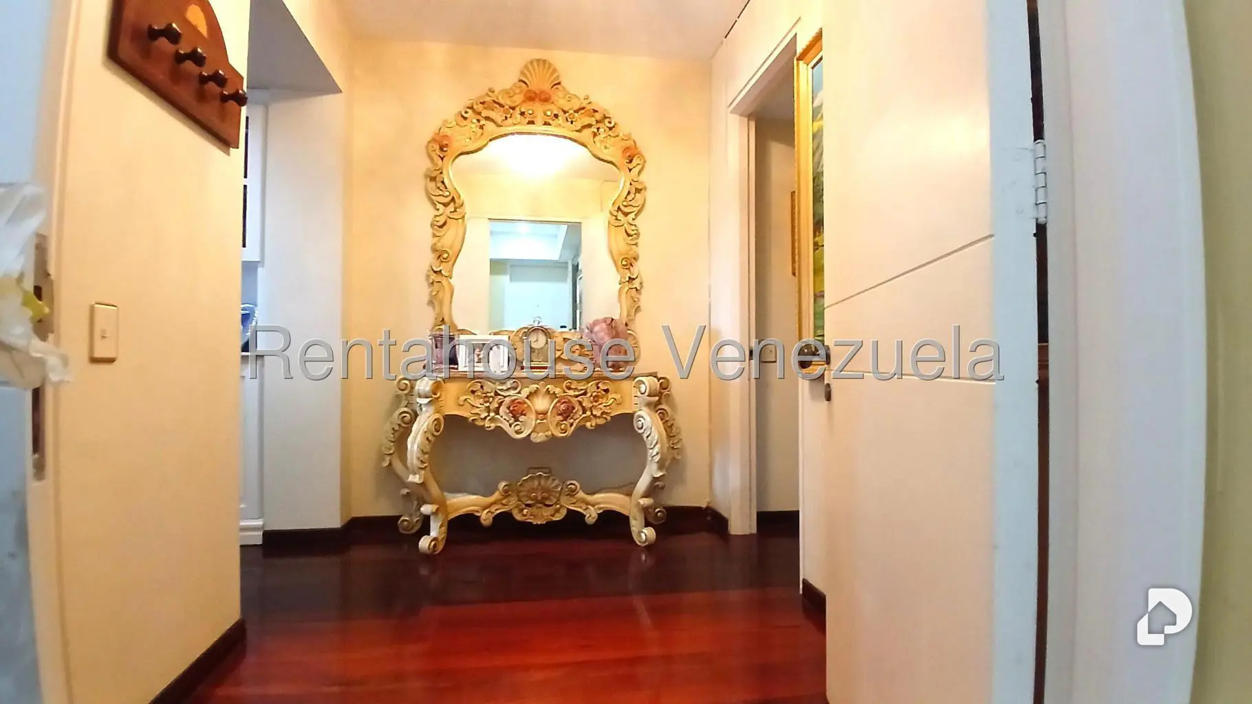 Apartamento en Sorocaima, Caracas – 3