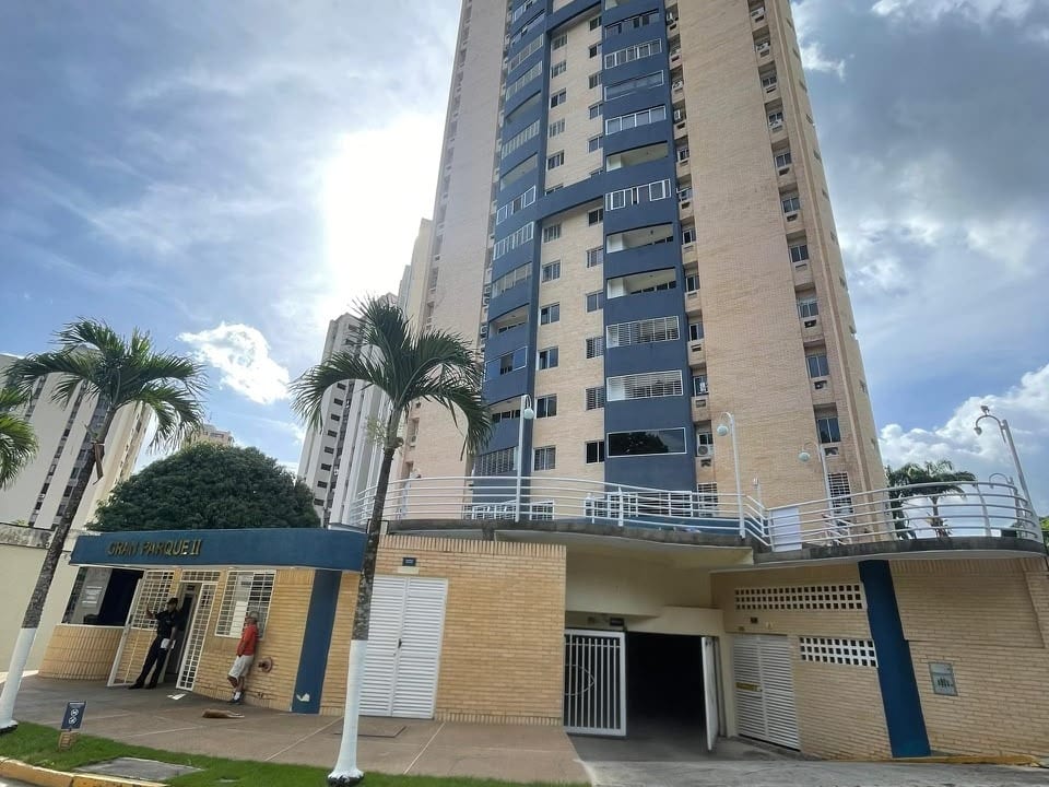 Apartment in Valles de Camoruco, Valencia - 1